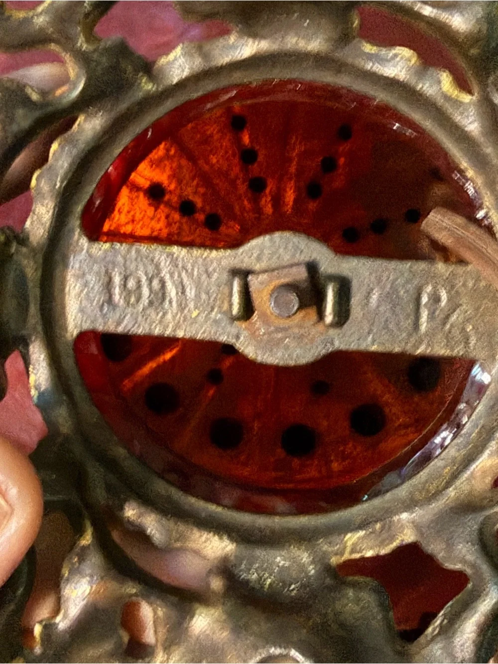 N/A unbranded red